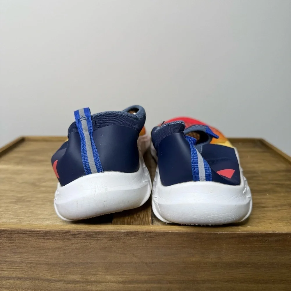 RUGGED SHARK Coast RNR Kids Water Shoe